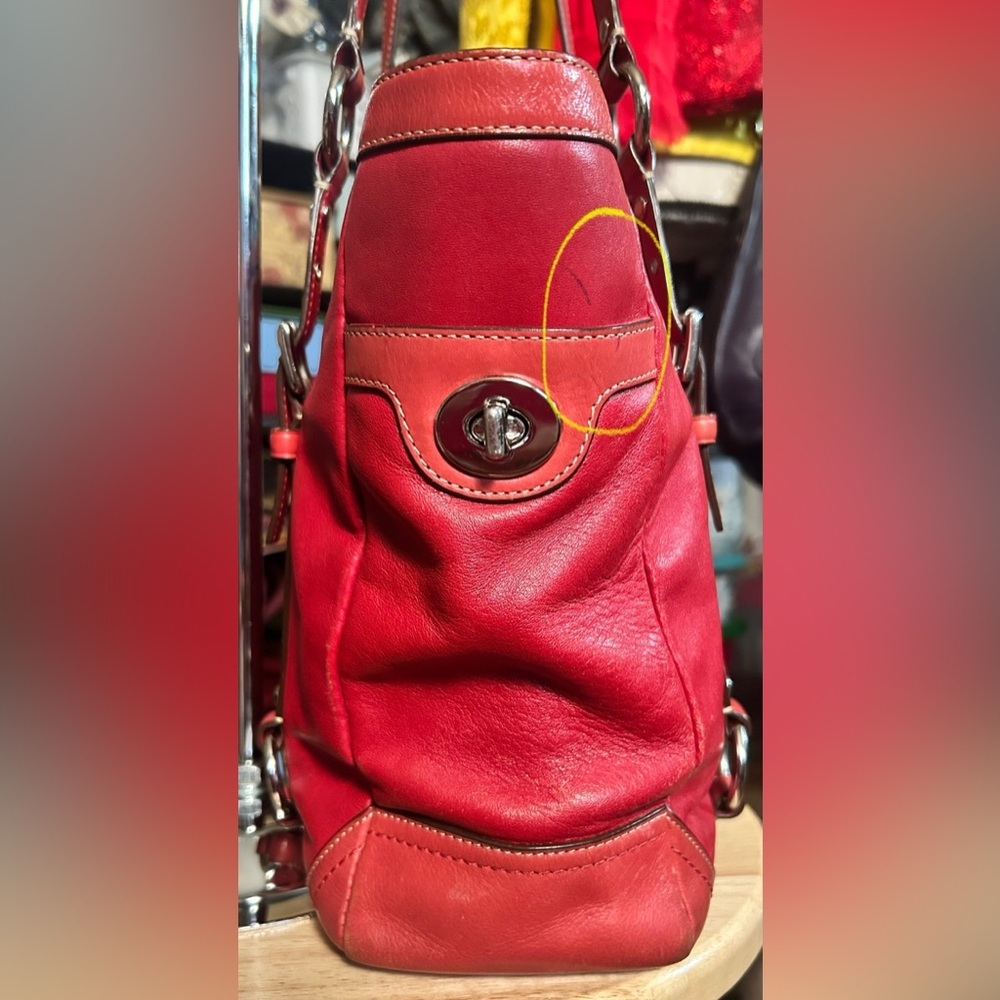2008 SET Coach Gallery Tote Red Leather w Coach Classic Red Leather Soho Wallet - Picture 6 of 15